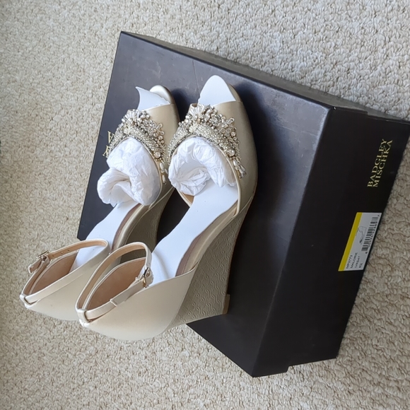 Badgley Mischka jeweled wedge ankle strap  sandal, size 6.5 - Picture 1 of 5